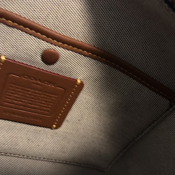 Coach Rogue 25  - Brick Red - Picture 8 of 12